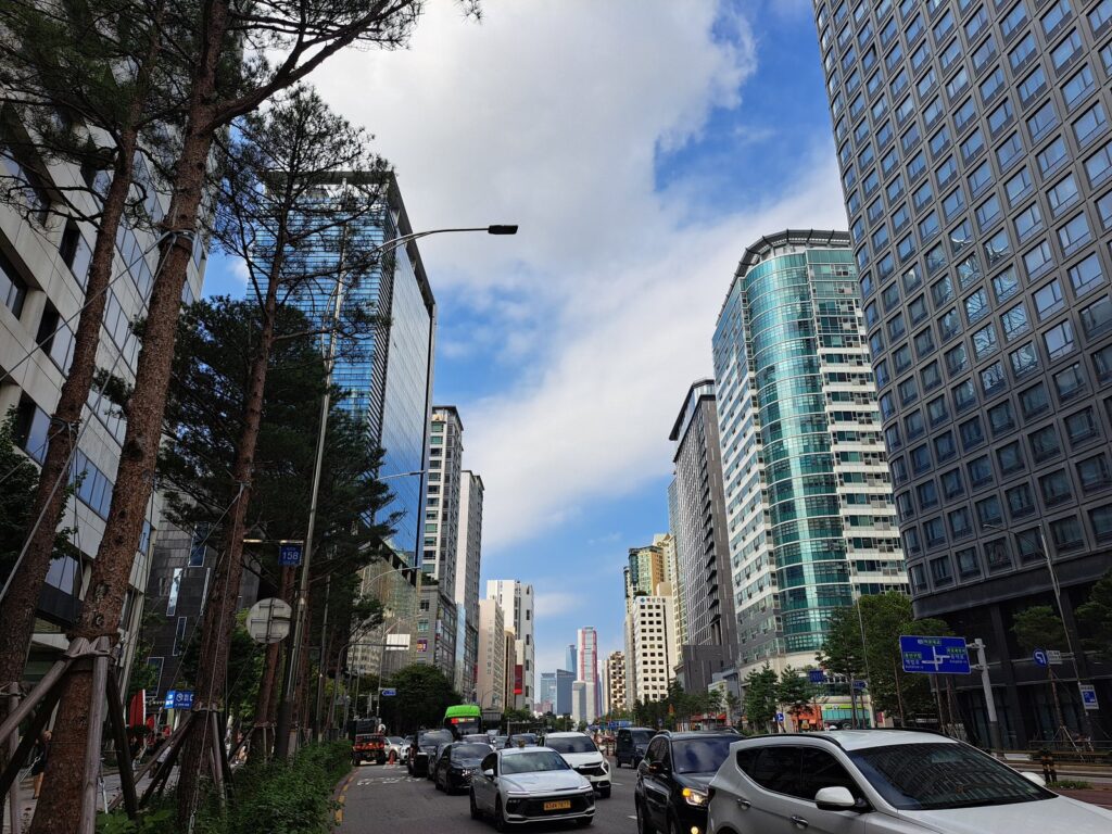 마포대교로 마포∼여의도∼영등포가 이어져, 상전벽해가 된 마포대로. ⓒ이영천
