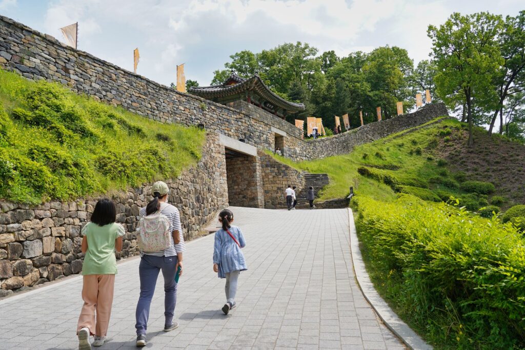 공산성 성곽길 ⓒ허준성